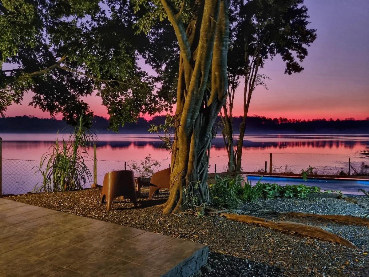 La Casa Del Lago Urugua-I Villa ปูแอร์โตอีกวาซู ภายนอก รูปภาพ