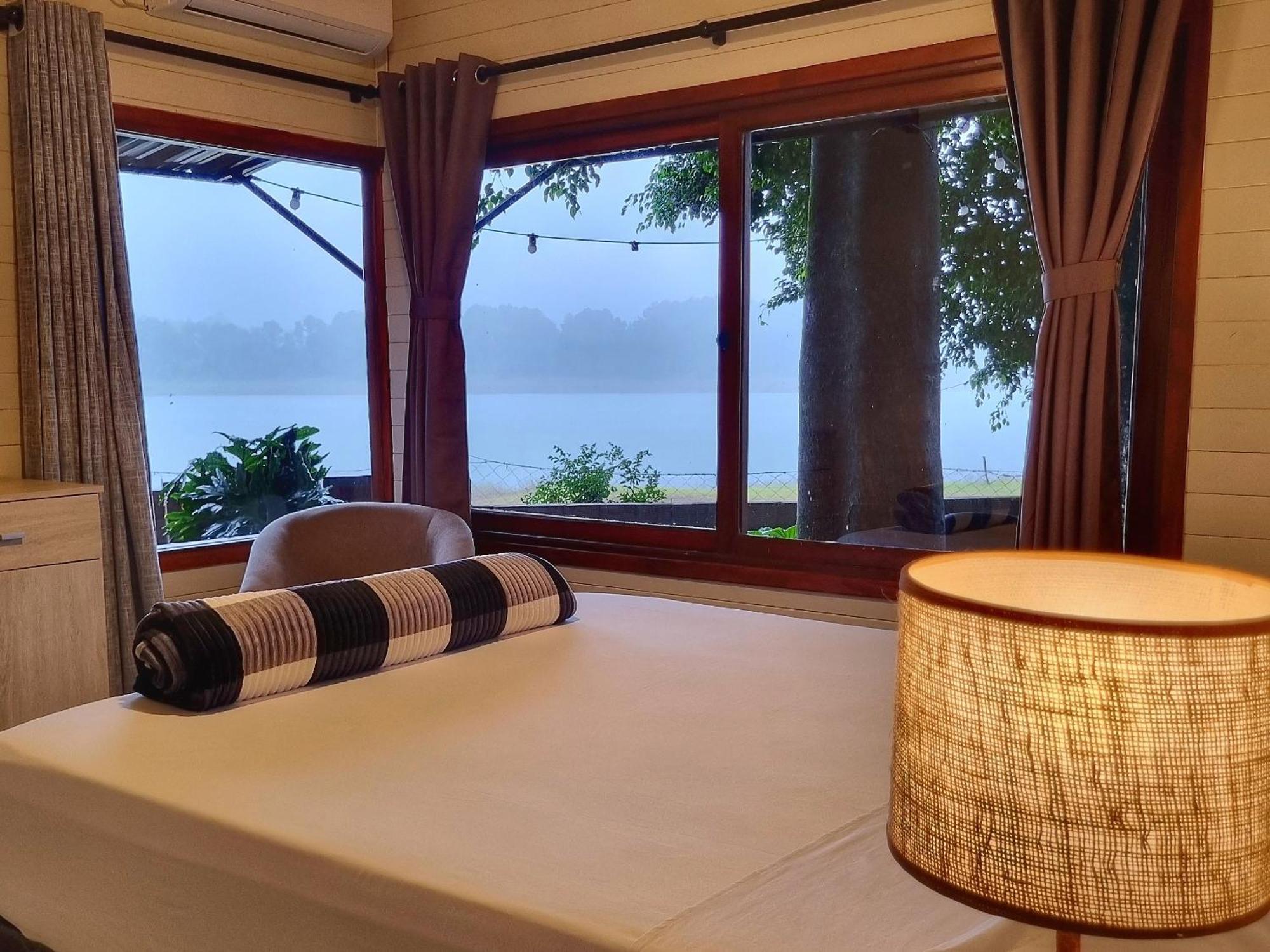 La Casa Del Lago Urugua-I Villa ปูแอร์โตอีกวาซู ภายนอก รูปภาพ